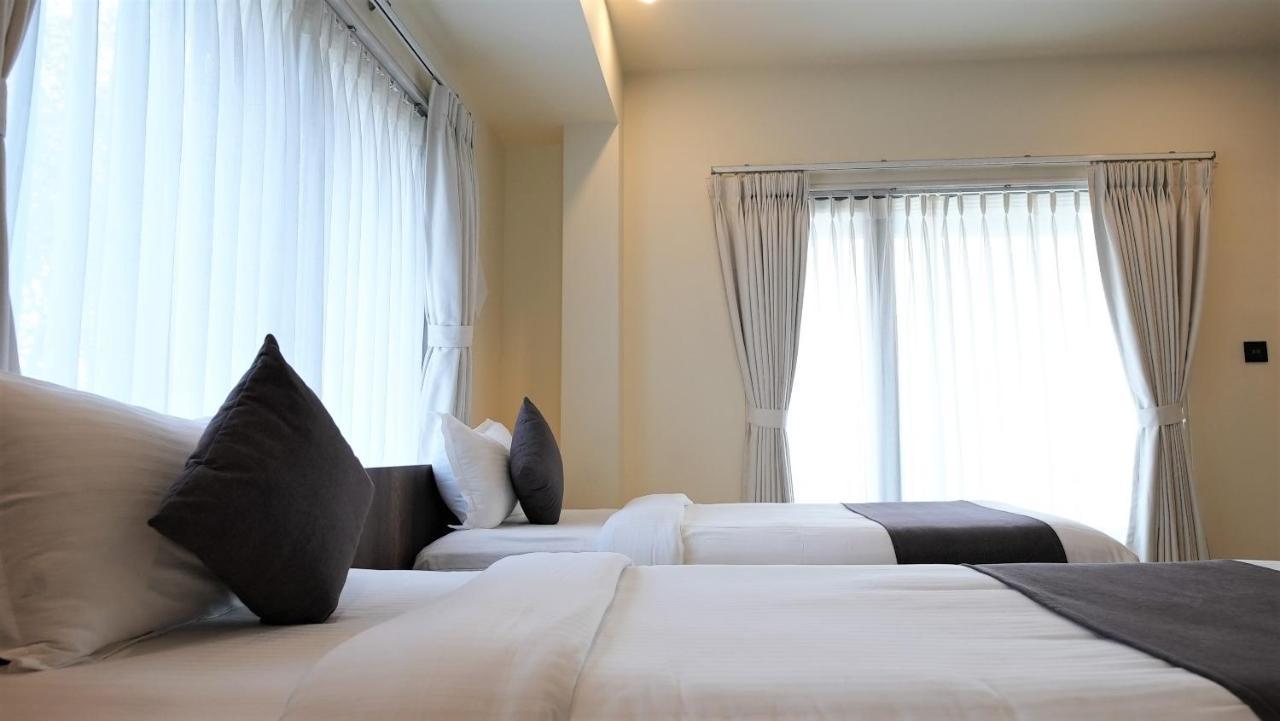 De Glance Hotel スーラト エクステリア 写真